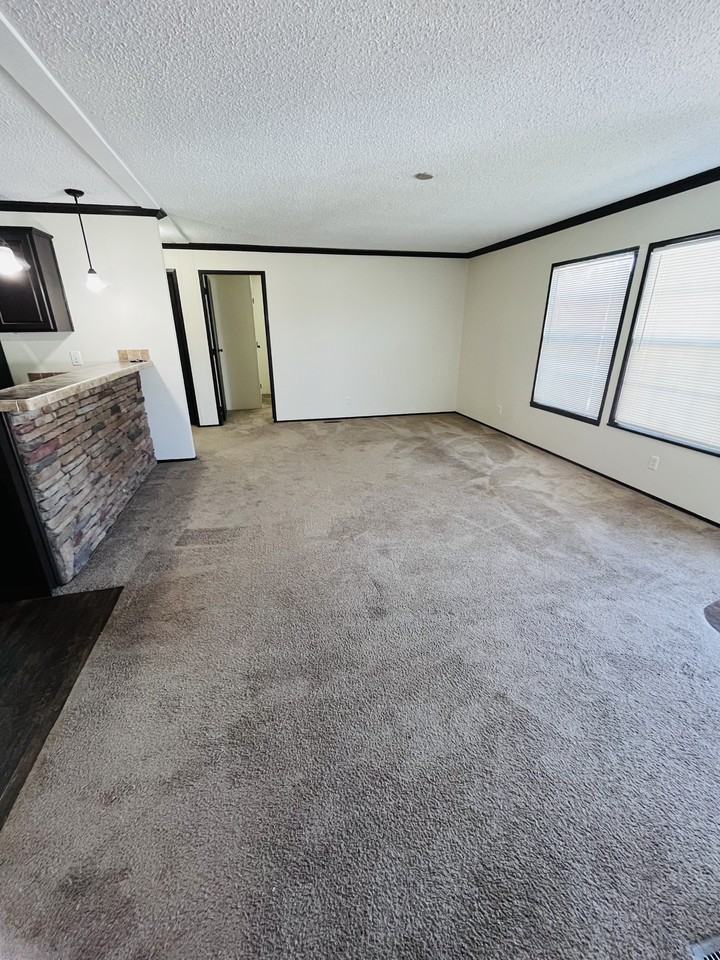 15621 Pine Ridge Dr #8 - Photo 5 of 33