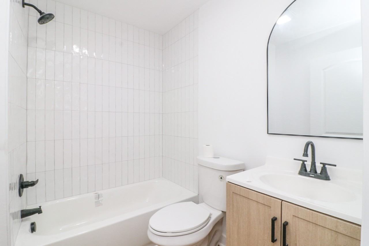 1527 Greenup St #1 - Photo 4 of 7