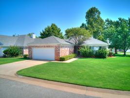 featured image of 6439 Masons Dr #1