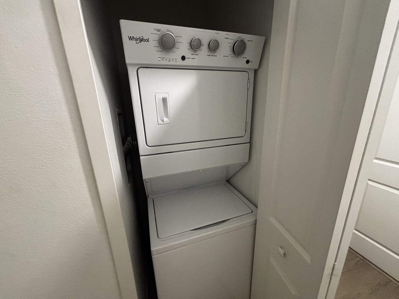 1209 Southstation Pl #303 - Photo 4 of 50