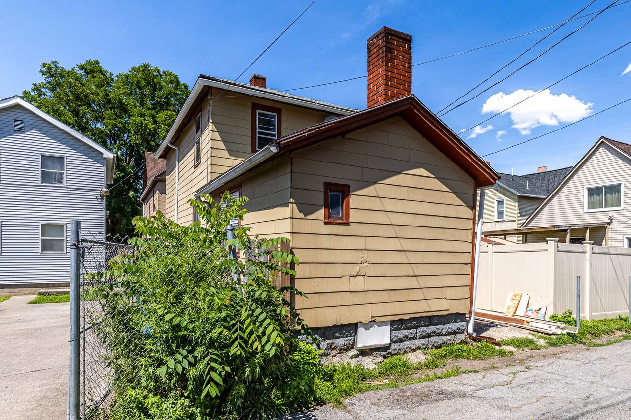 279-279.5 Adams Street - C #C - Photo 2 of 23