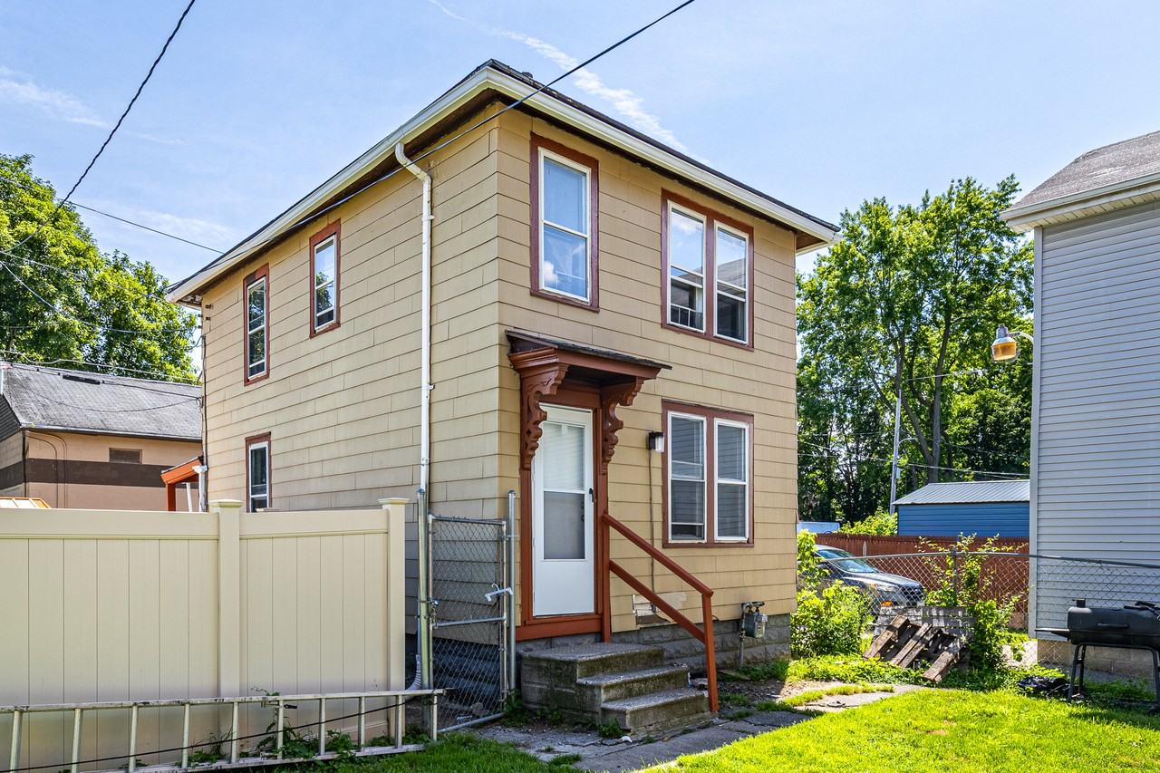279-279.5 Adams Street - C #C - Photo 3 of 23