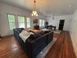 featured image of 817 W Long St #1