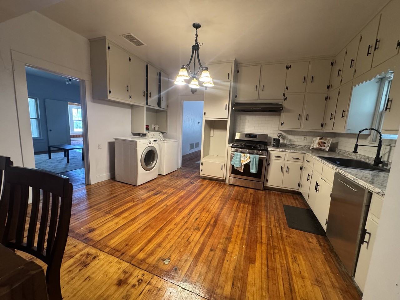 817 W Long St #1 - Photo 3 of 11