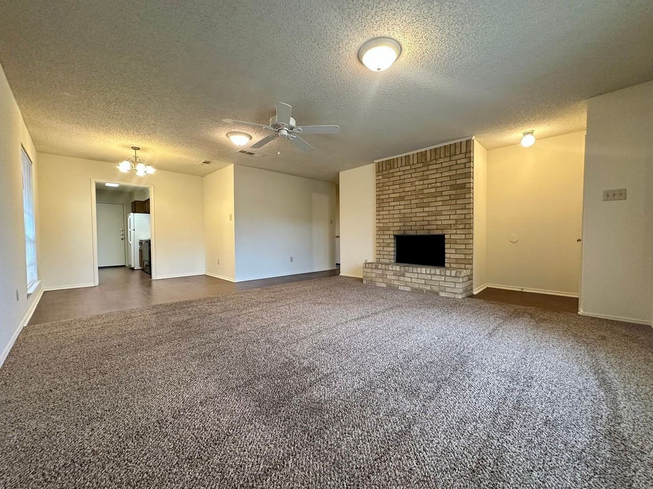1404 Chapel Ridge Rd - Photo 2 of 14