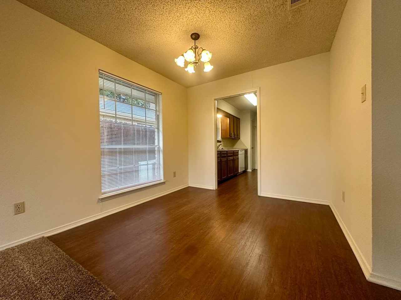 1404 Chapel Ridge Rd - Photo 4 of 14