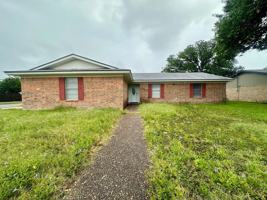 featured image of 148 Bowie Ln