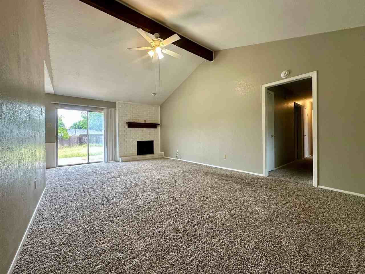 148 Bowie Ln - Photo 2 of 13
