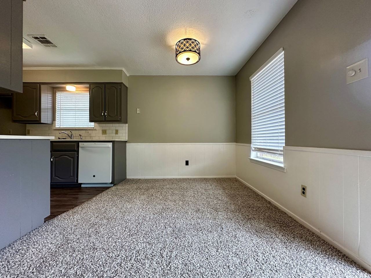 148 Bowie Ln - Photo 4 of 13