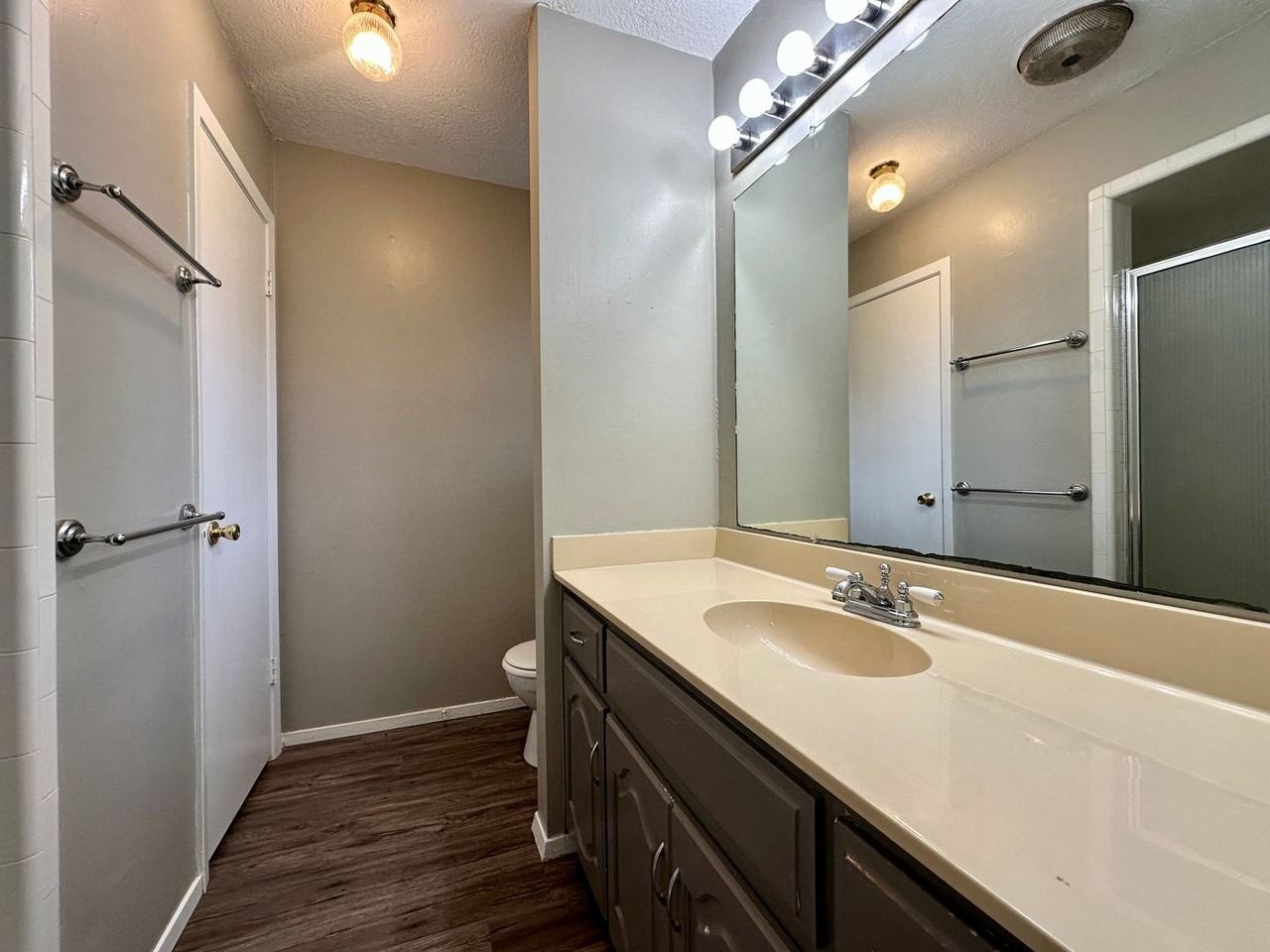 148 Bowie Ln - Photo 5 of 13
