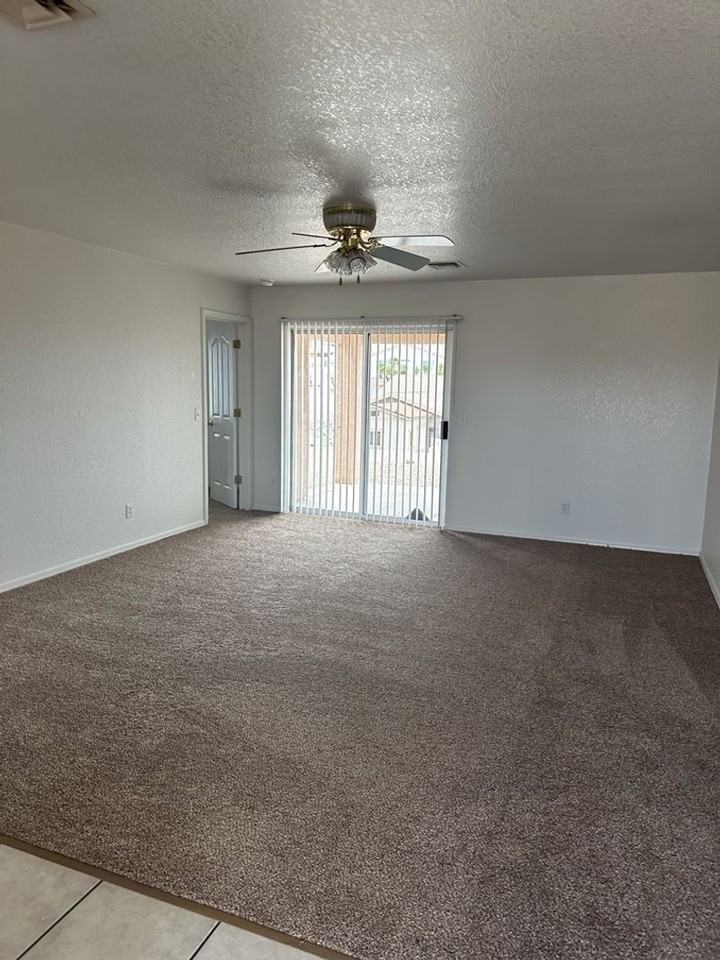 2870 Winterhaven Ct - Photo 6 of 34