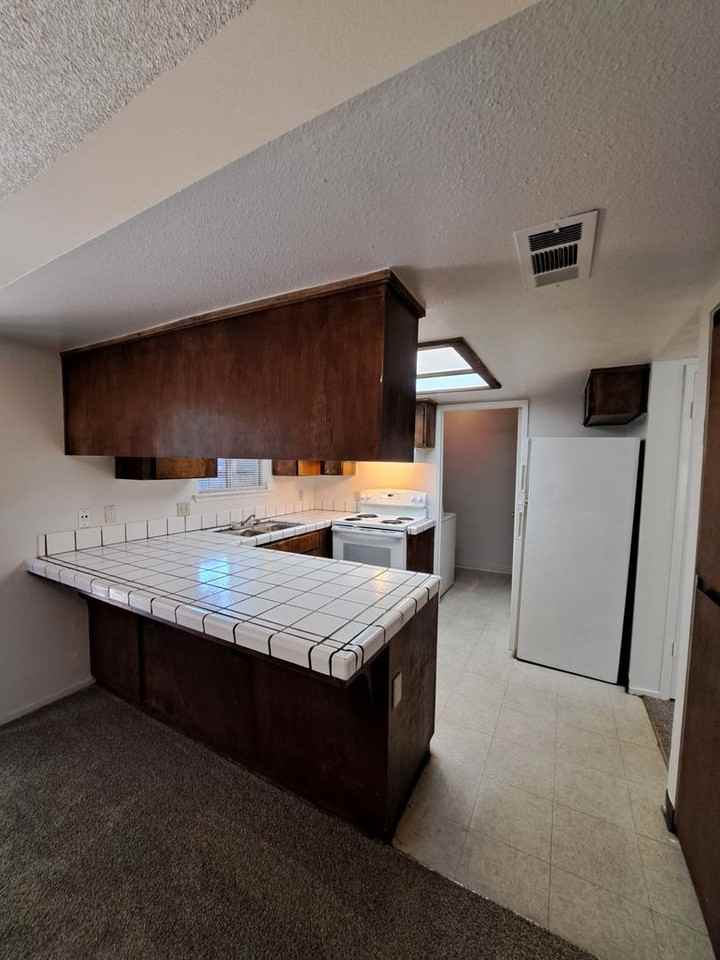 4779 N Cedar Ave #101 - Photo 6 of 25