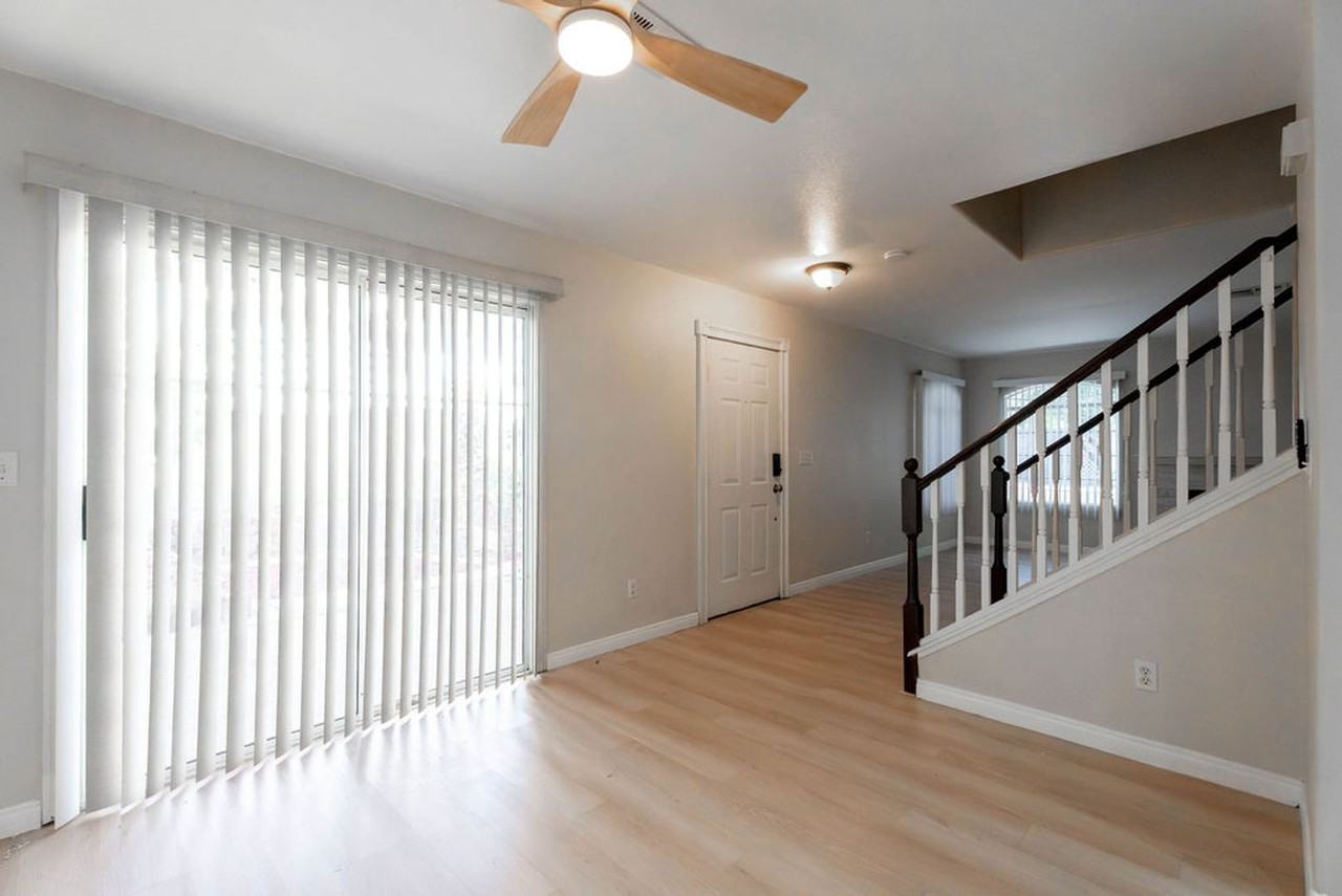 8217 Diamond Star Ct - Photo 3 of 35