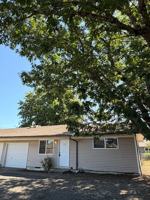 featured image of 1373 27th Ave Se