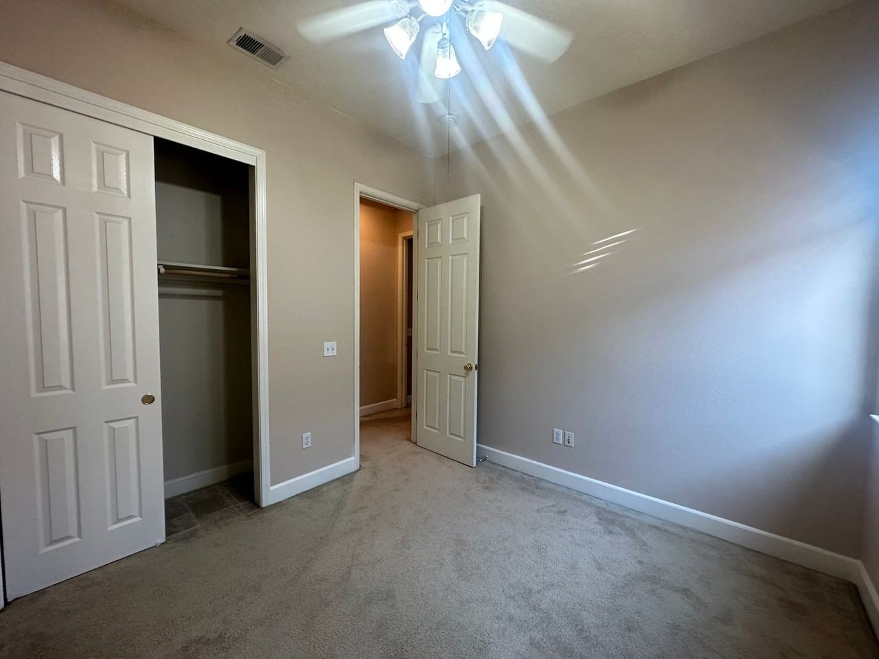 3929 Gossamer Way - Photo 5 of 20