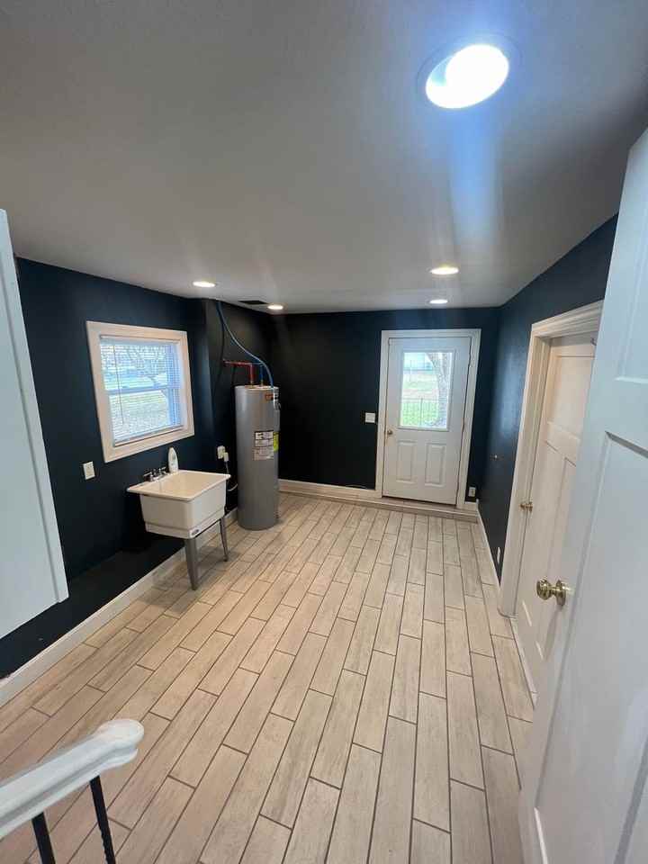 804 N Oak St - Photo 7 of 16