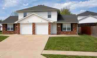 featured image of 4307 Derby Ridge Dr
