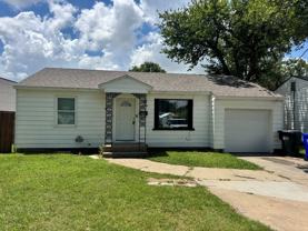 1122 N Flood Ave - Photo 1 of 1