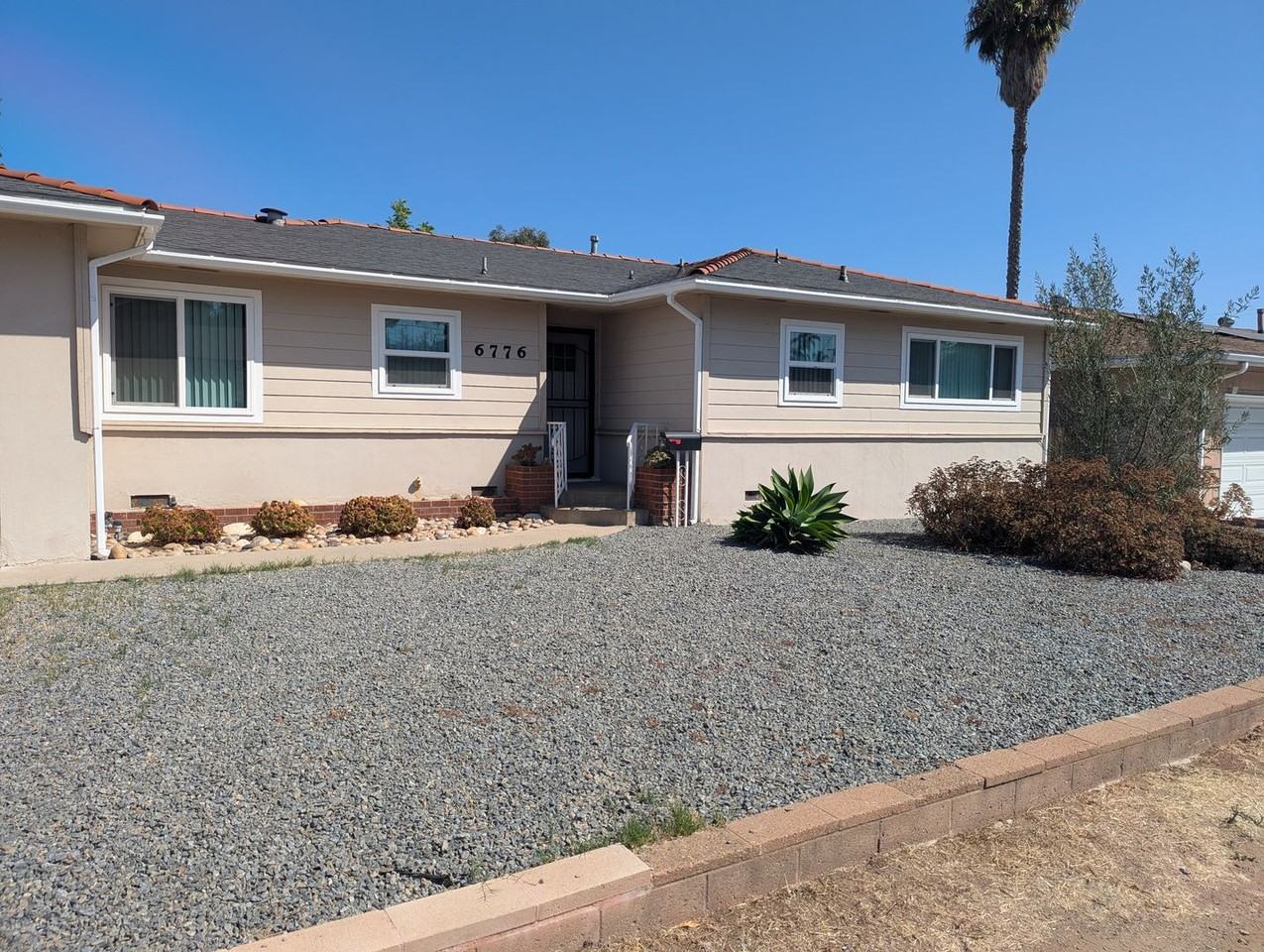 6776 Hibiscus Dr - Photo 2 of 21