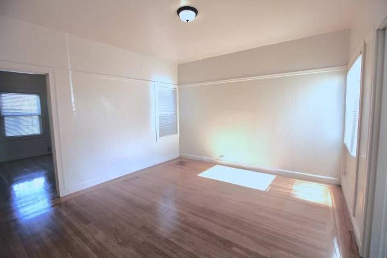 2337 Prince St - Photo 7 of 14