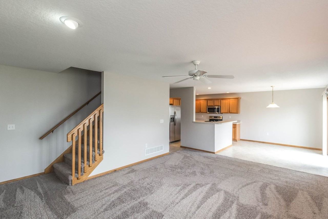 340 Ne Carefree Ln - Photo 4 of 16