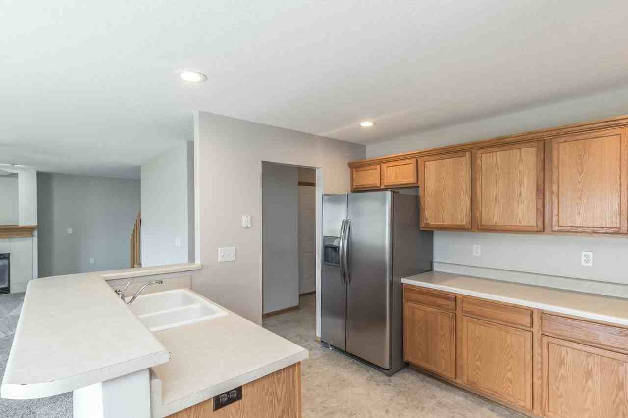 340 Ne Carefree Ln - Photo 5 of 16