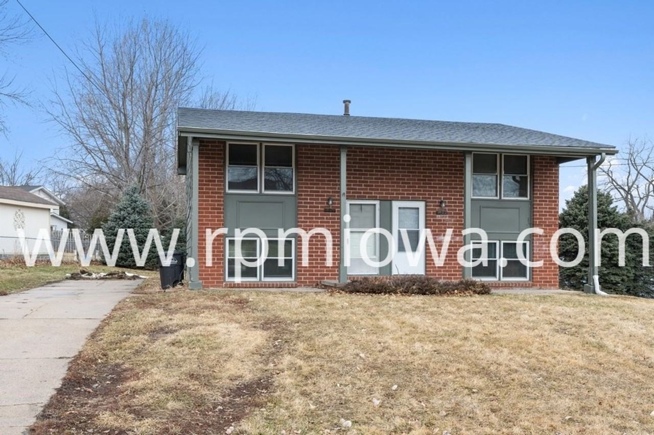 3424 Sw 42nd St - Photo 2 of 15