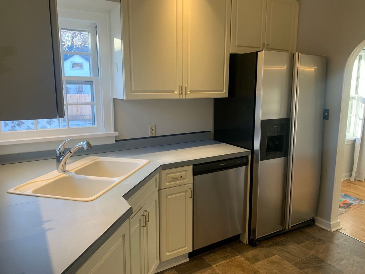 2208 Pine St - Photo 7 of 30
