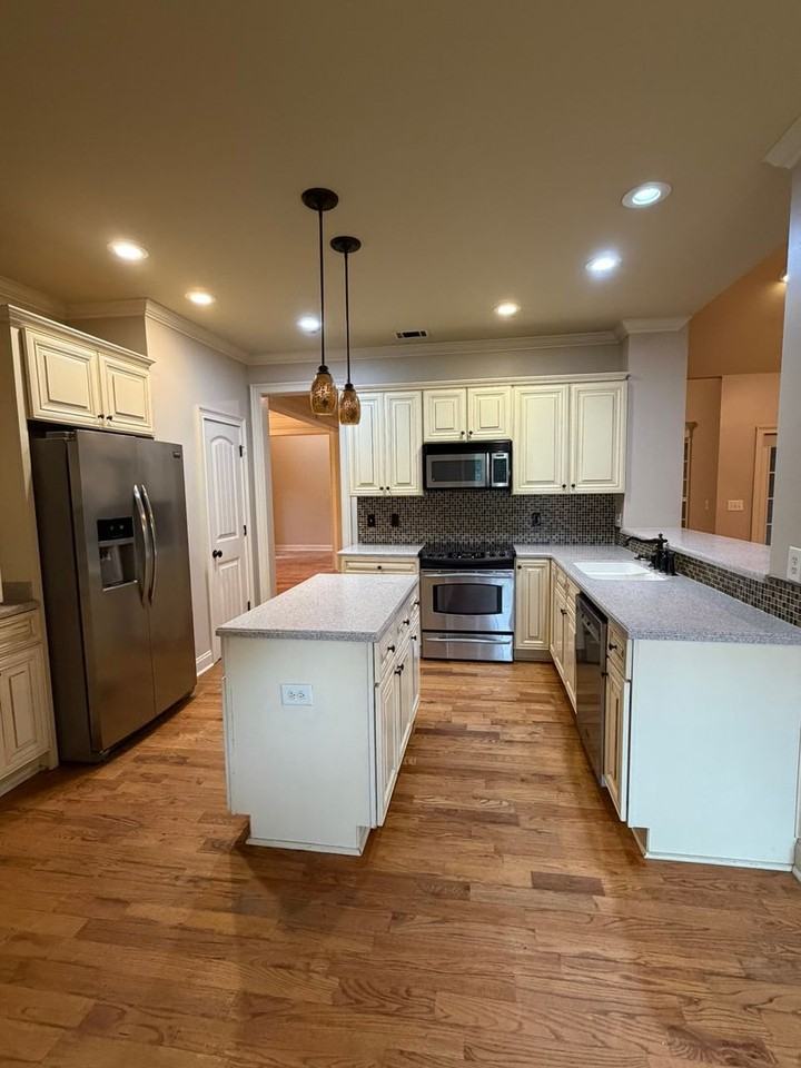 254 Southfield Ct - Photo 7 of 29