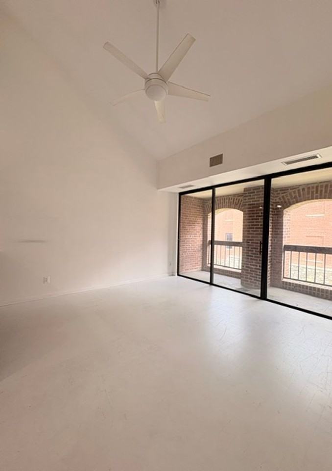 3225 Grace St Nw #208 - Photo 3 of 27