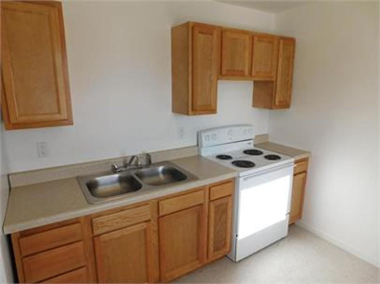 101 Bailey Mdws - Photo 4 of 17