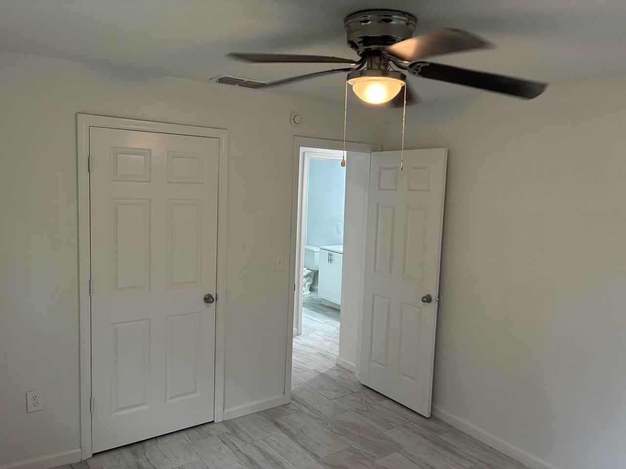 3629-3631 3629-3631 N Fontage Rd - Photo 5 of 10