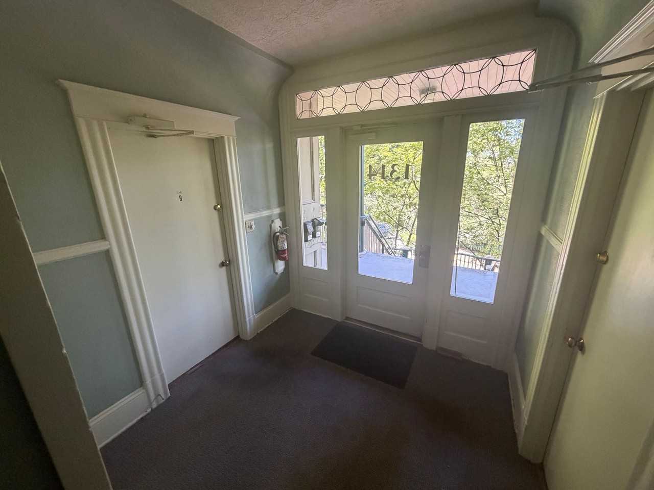 Hall Street Apartments - Photo 3 of 6