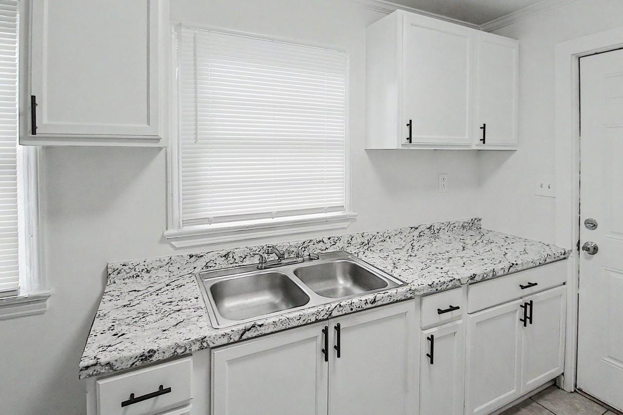 2517 Rachel St - Photo 5 of 18
