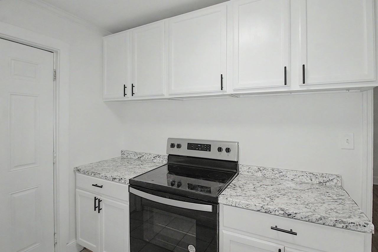 2517 Rachel St - Photo 6 of 18