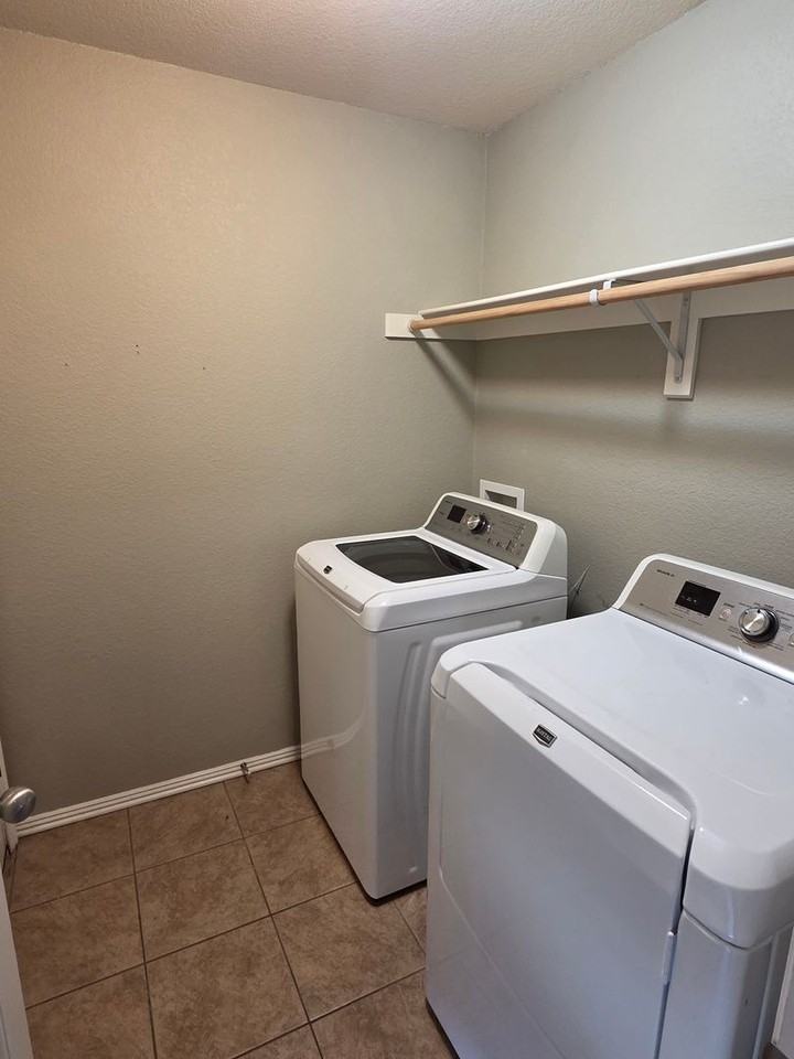 4535 W Sweetgum Ln - Photo 5 of 13