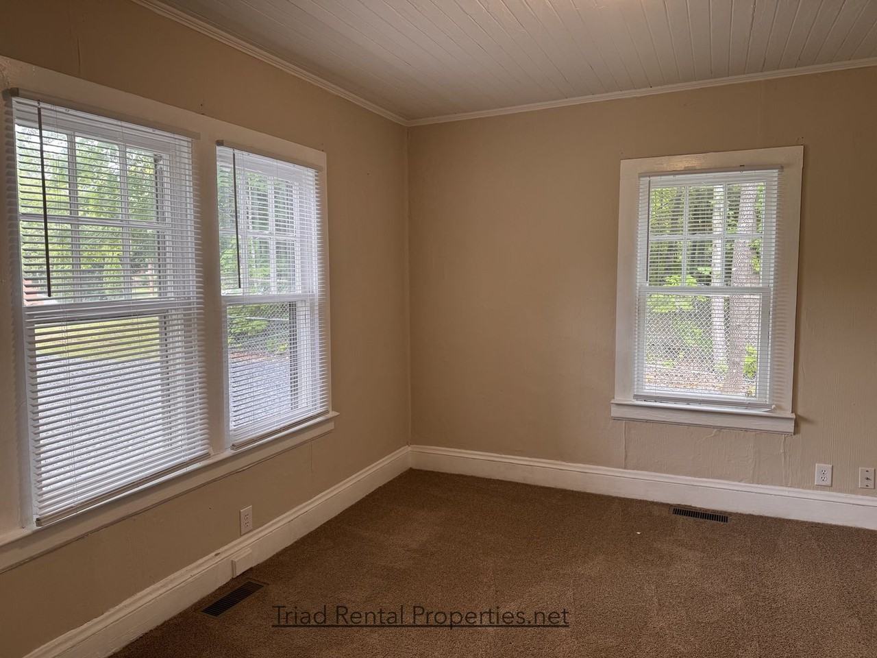127 West St - Photo 5 of 20
