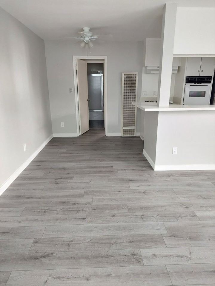 1412 Brockton Ave - Photo 3 of 12