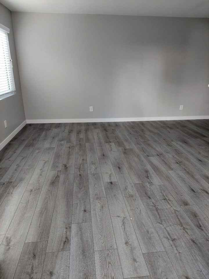 1412 Brockton Ave - Photo 7 of 12