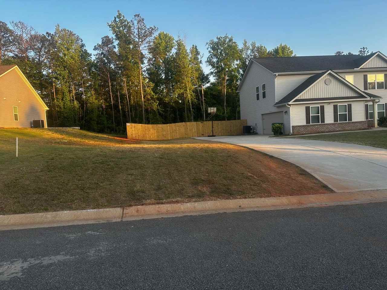 366 Riley Cir Nw - Photo 2 of 11