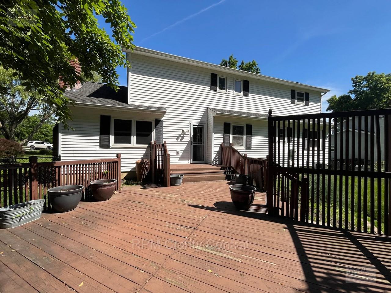 488 Clark State Rd - Photo 2 of 10