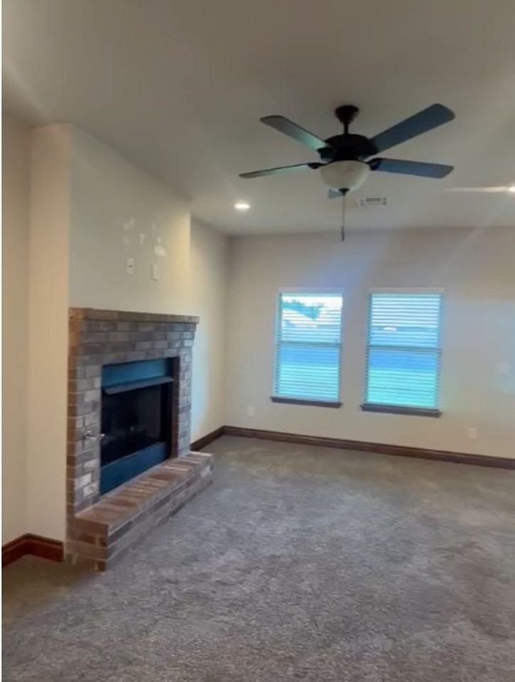 10712 Nw 18th St - Photo 4 of 22