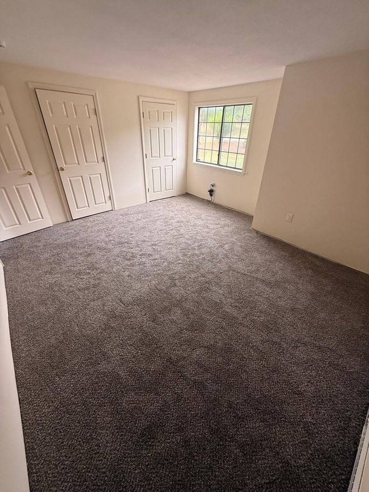 384 384 Great Rd U: B102 - Photo 2 of 8