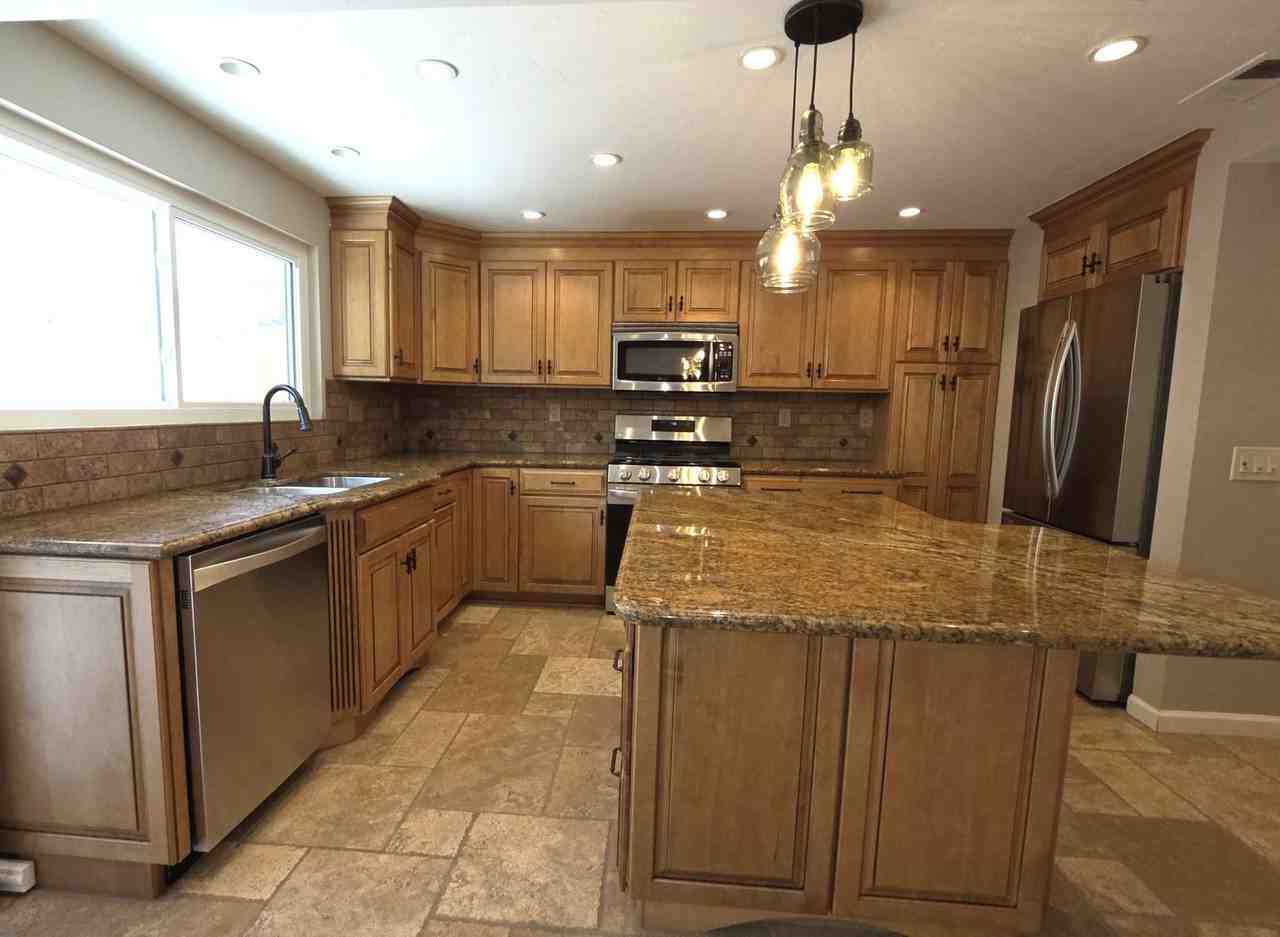 9583 Whellock Way - Photo 5 of 38