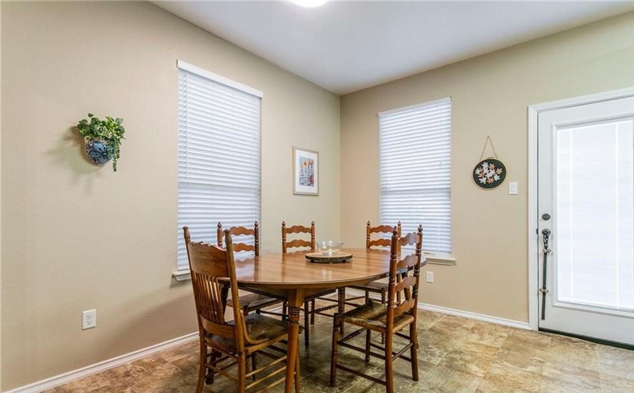 6707 Bayberry Dr - Photo 5 of 13