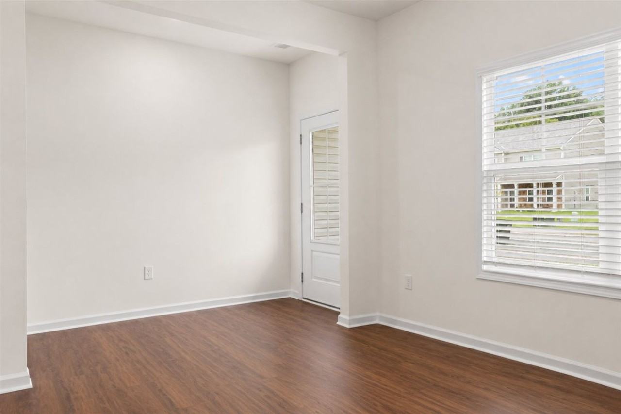 5581 Wildlife Cir - Photo 3 of 34