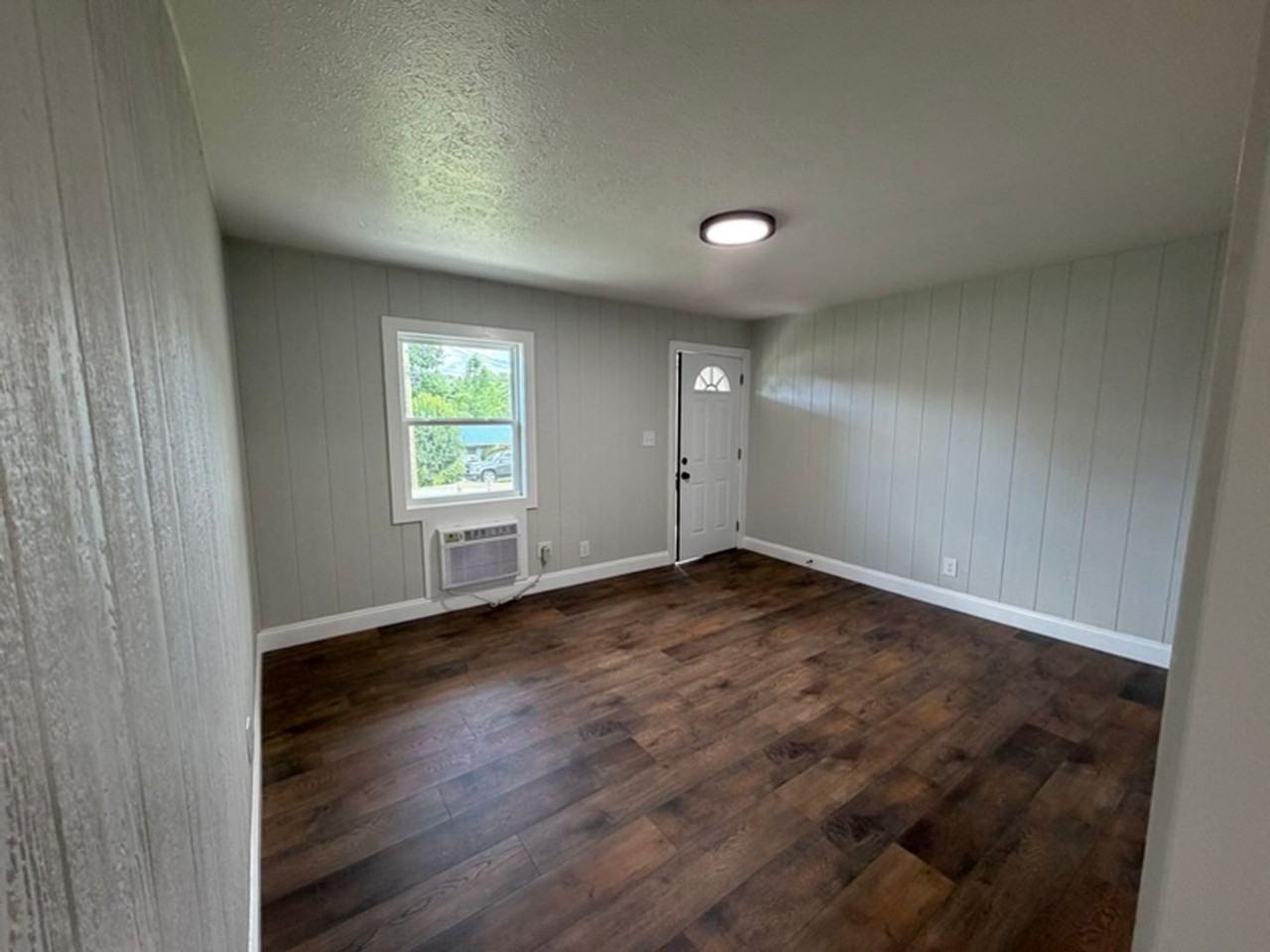 2860 Blue Ridge Dr - Photo 2 of 10