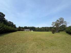 545 Cassville Rd - Photo 1 of 1