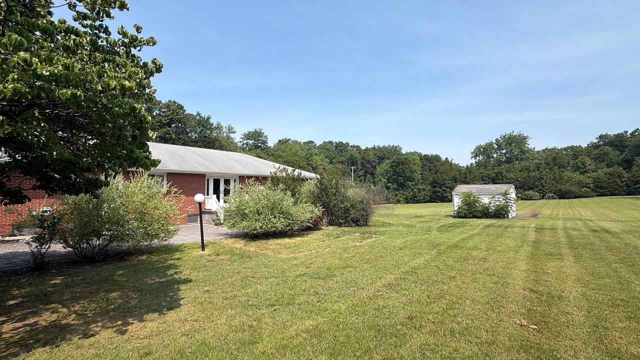 545 Cassville Rd - Photo 7 of 35