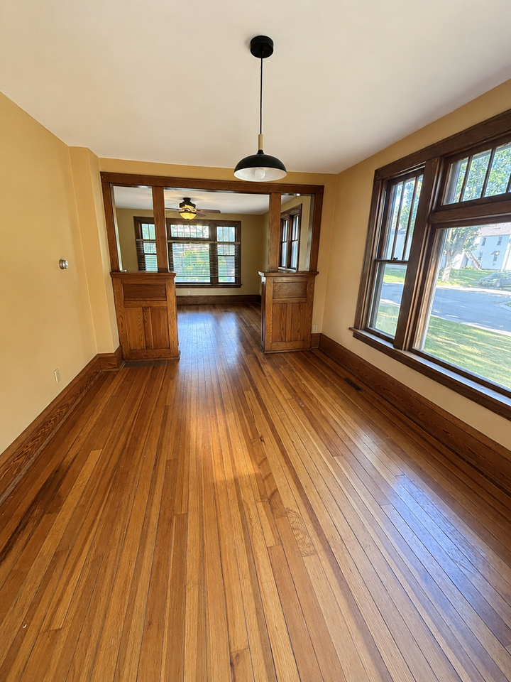 223 Highland Ave - Photo 3 of 10